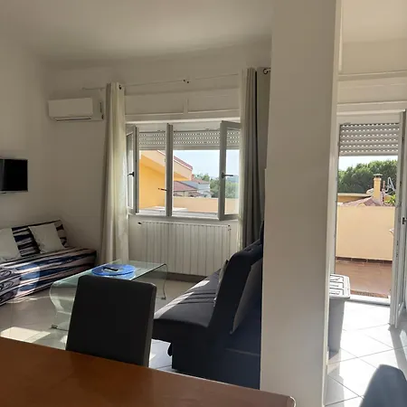 Apartamento Con Terrazza *